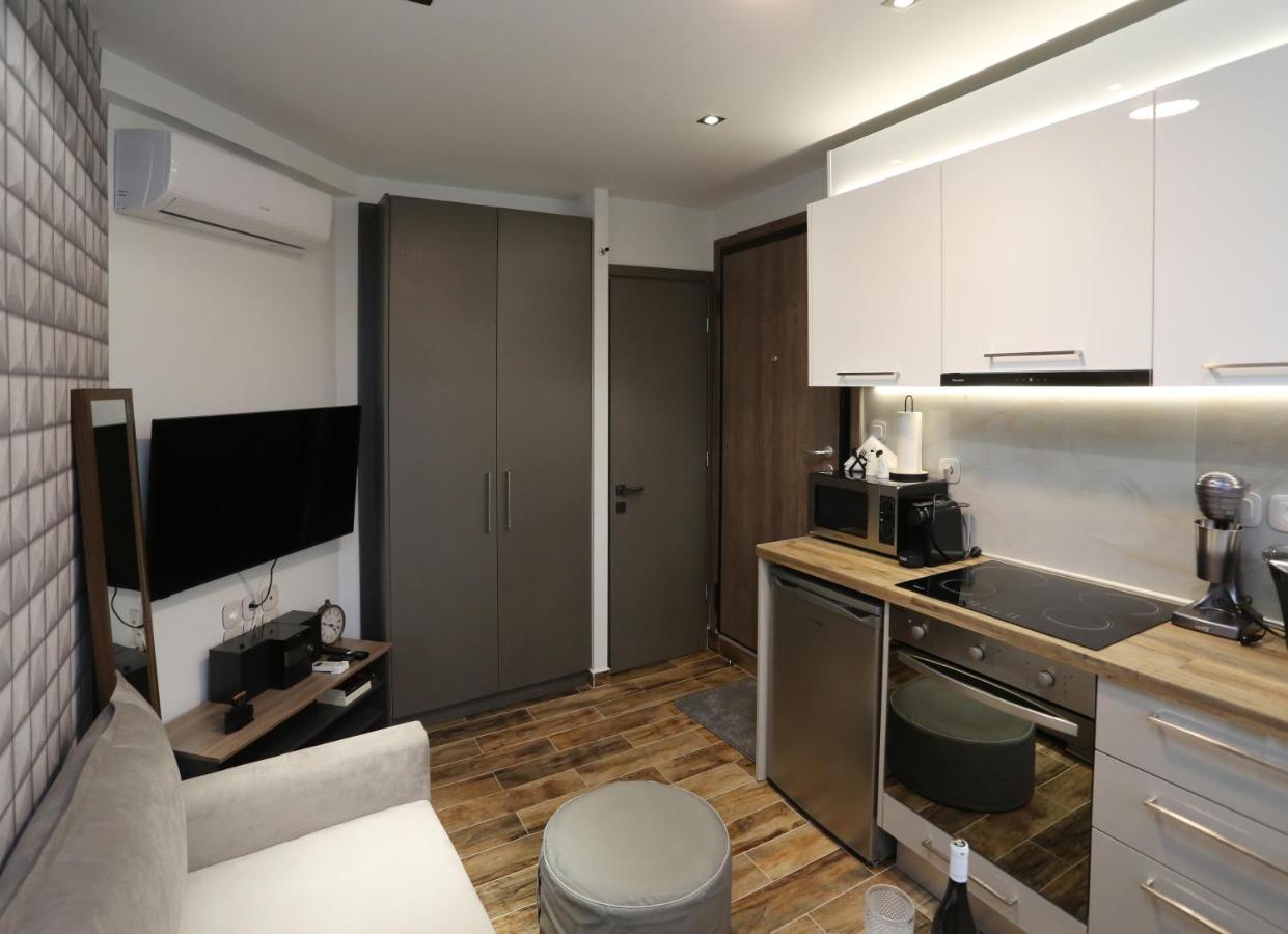 La Larissa Luxury Apartments Dafne ภายนอก รูปภาพ