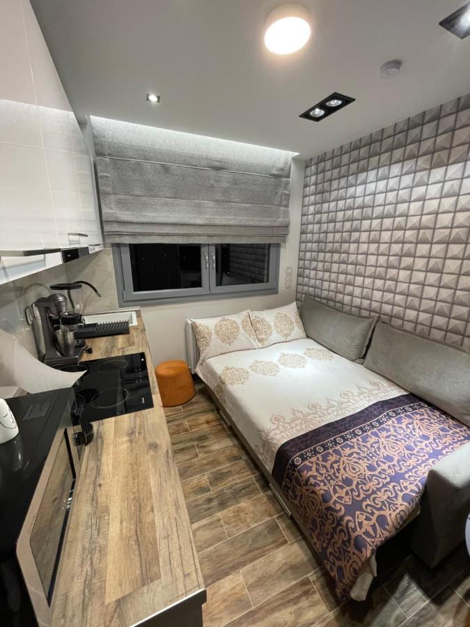 La Larissa Luxury Apartments Dafne ภายนอก รูปภาพ
